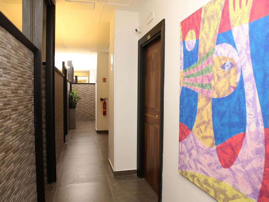 Boutique Hotel Piazza Carita Naples Exterior photo