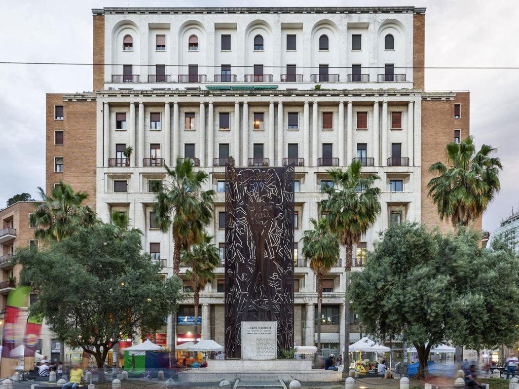 Boutique Hotel Piazza Carita Naples Exterior photo